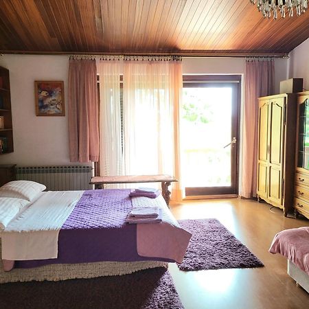 Villa Брела Экстерьер фото